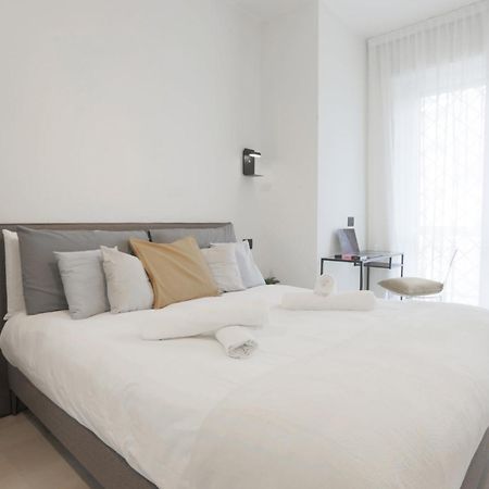 New Modern Flat 10 Minutes Walk From Central Station Milano Ngoại thất bức ảnh