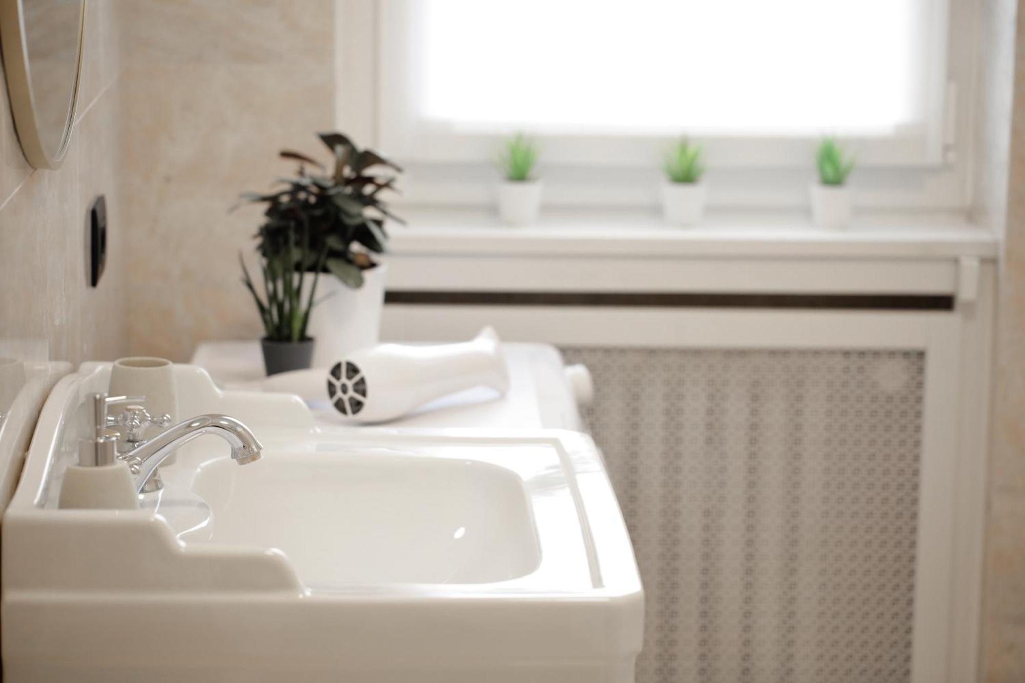 New Modern Flat 10 Minutes Walk From Central Station Milano Ngoại thất bức ảnh