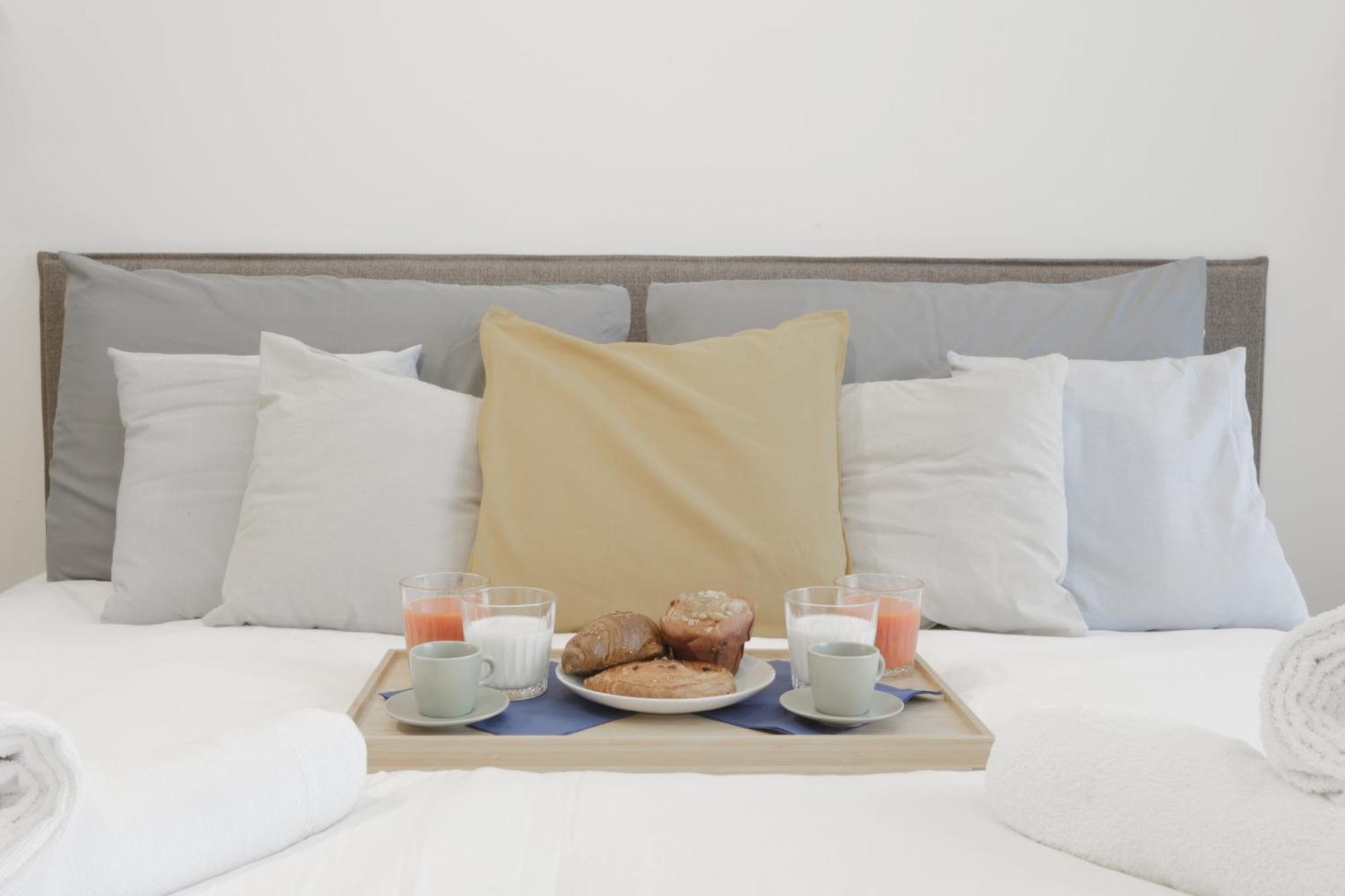 New Modern Flat 10 Minutes Walk From Central Station Milano Ngoại thất bức ảnh