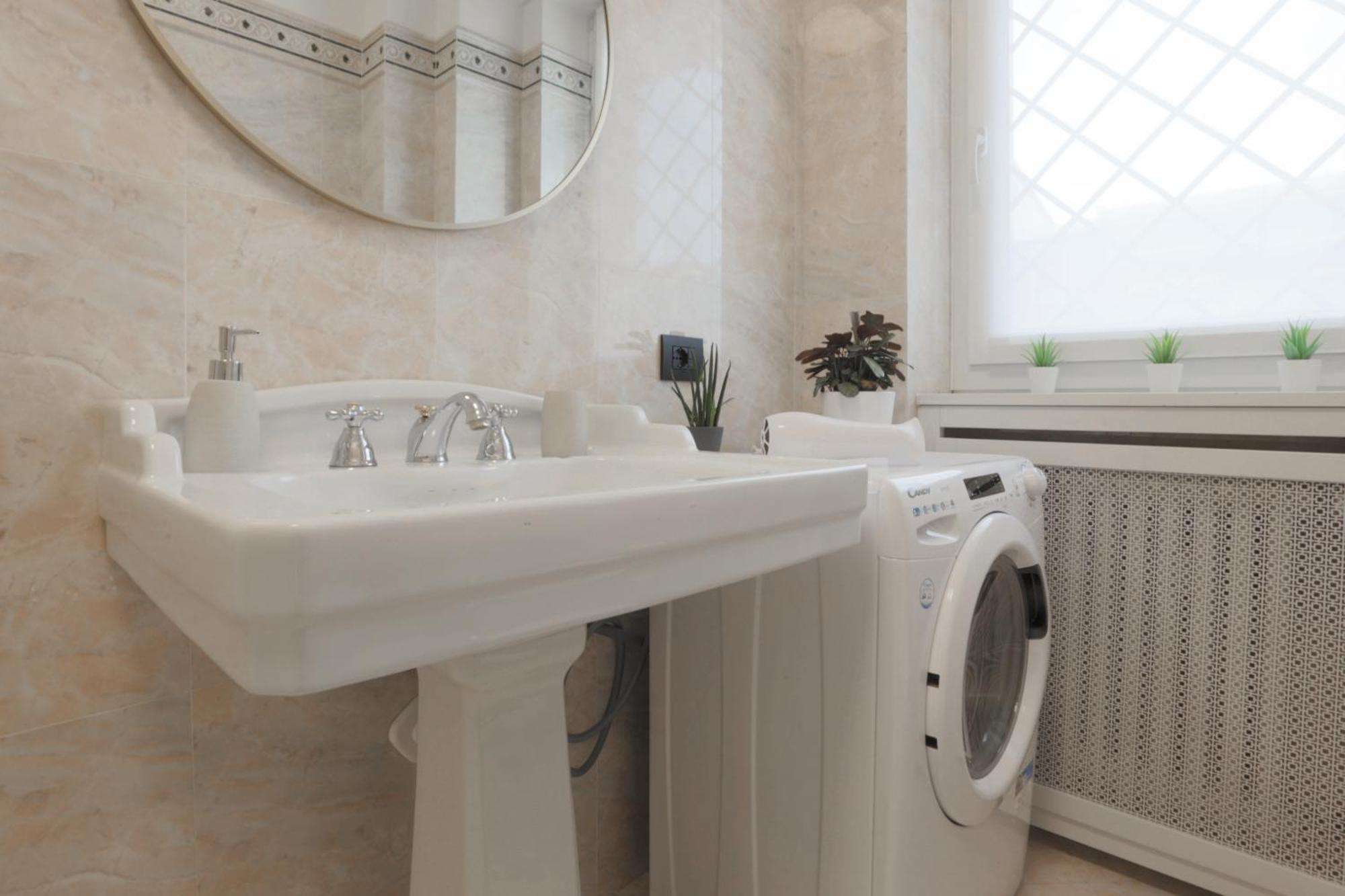 New Modern Flat 10 Minutes Walk From Central Station Milano Ngoại thất bức ảnh